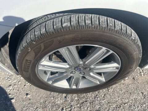 2017 Volvo XC60 T5 Inscription