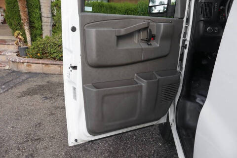 2022 Chevrolet Express 2500