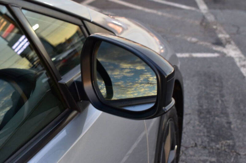 2023 Toyota Prius LE