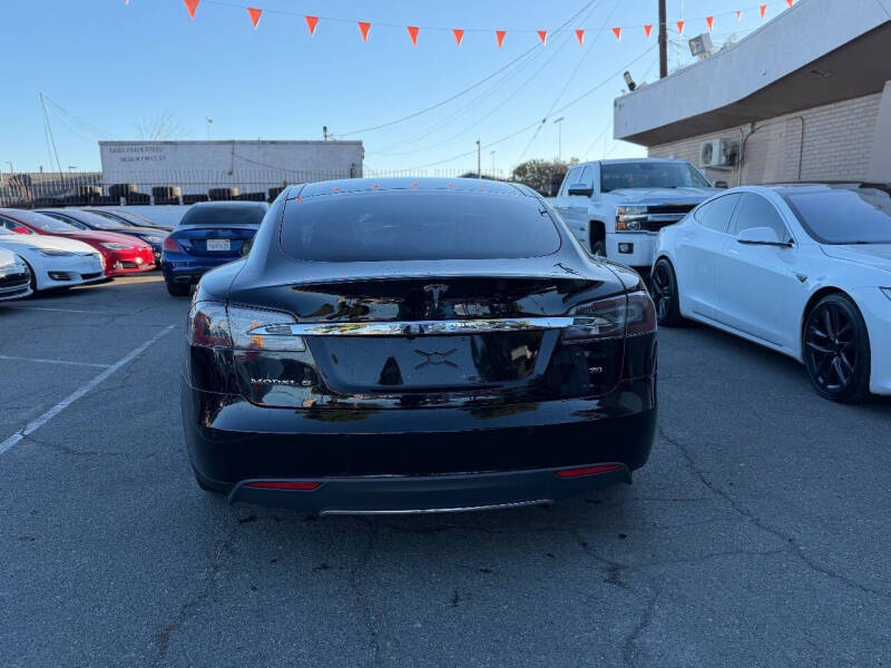 2015 Tesla Model S 70