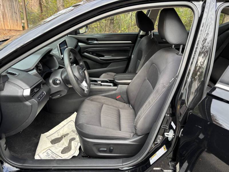 2021 Nissan Altima 2.5 SV