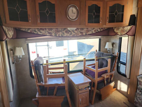 2008 Custom Campers inc Hitchhiker  II