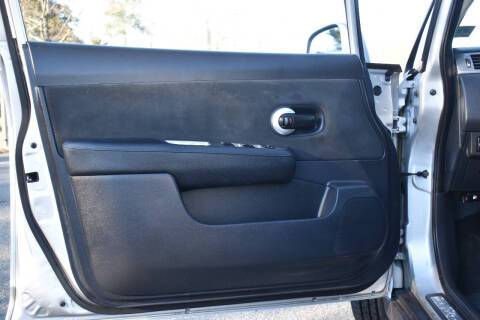 2011 Nissan Versa 1.8 S