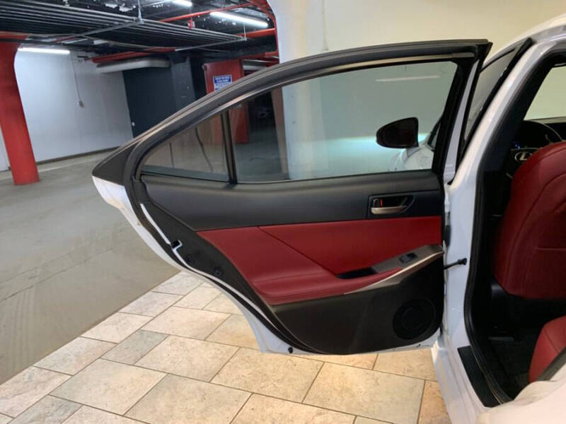 2020 Lexus IS 350