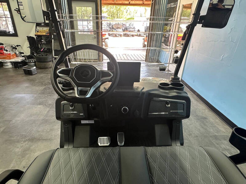 2025 Denago Nomad XL