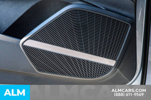 2022 Audi Q5 quattro Premium Plus 40 TFSI