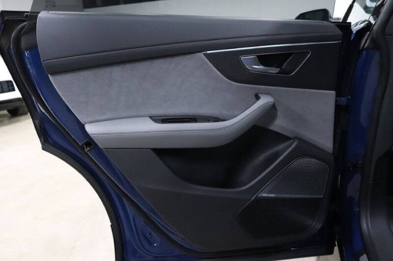 2024 Audi SQ8 4.0T quattro Prestige