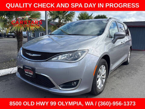 2017 Chrysler Pacifica Touring-L