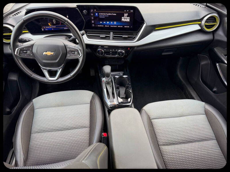 2024 Chevrolet Trax LT