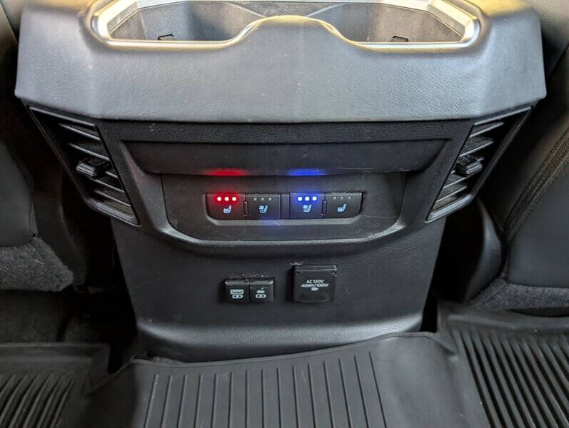 2023 Toyota Tundra Platinum