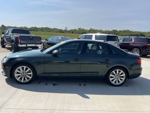 2017 Audi A4 2.0T quattro Premium