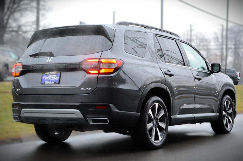 2025 Honda Pilot Elite