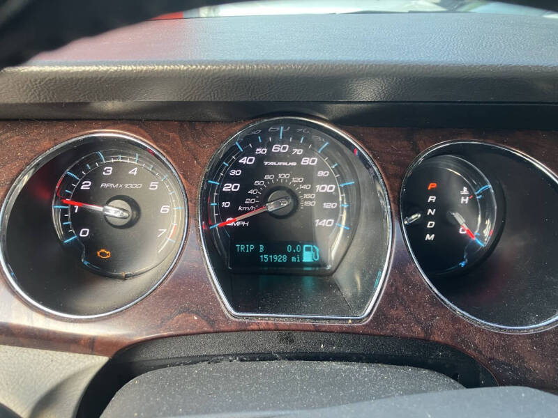 2012 Ford Taurus SEL