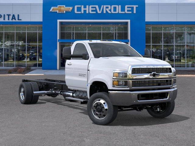 2025 Chevrolet Silverado 6500HD