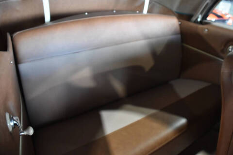 1947 Ford Super Deluxe