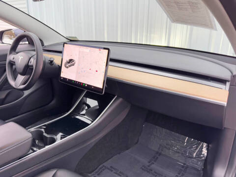 2020 Tesla Model 3 Standard Range Plus