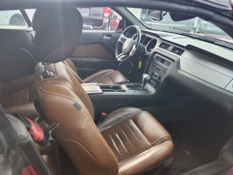 2010 Ford Mustang V6