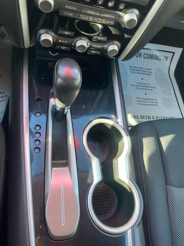 2017 Nissan Pathfinder Platinum