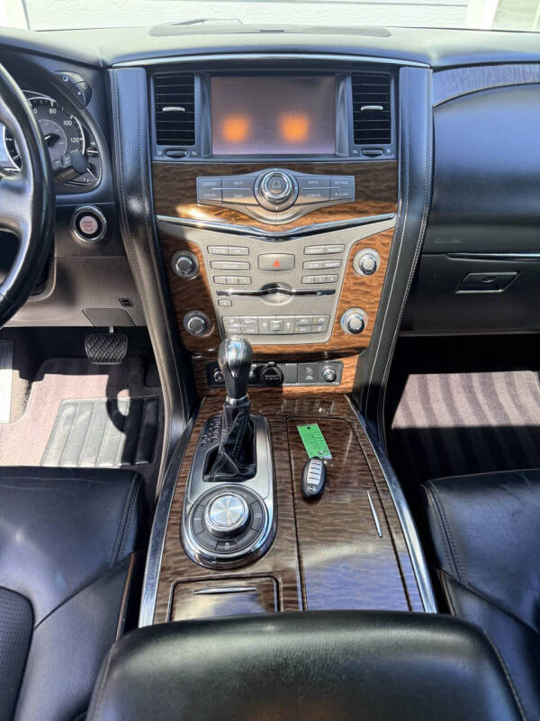 2017 Nissan Armada Platinum