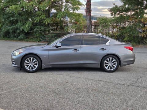 2014 Infiniti Q50 Premium