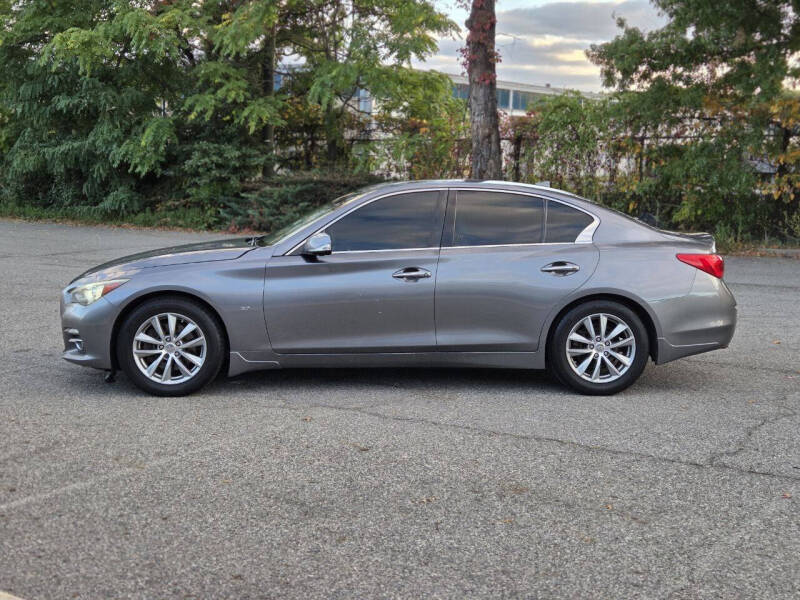 2014 Infiniti Q50 Premium