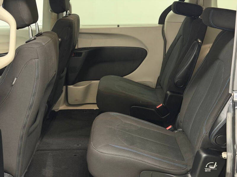 2021 Chrysler Pacifica Touring