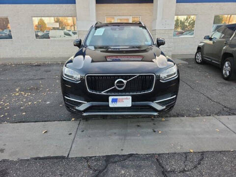 2016 Volvo XC90 T5 Momentum