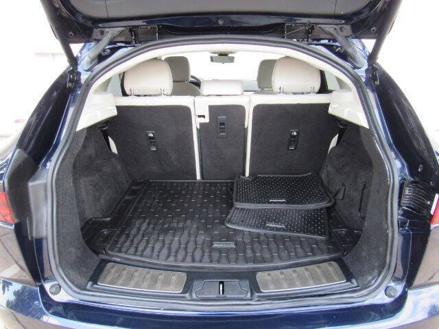 2022 Jaguar E-PACE P250 SE