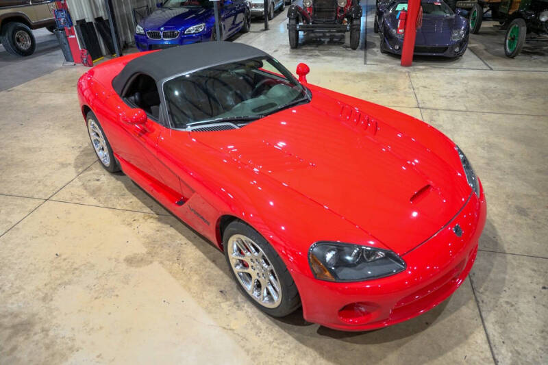 2004 Dodge Viper SRT-10