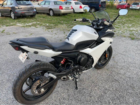 2009 Yamaha FZ6R