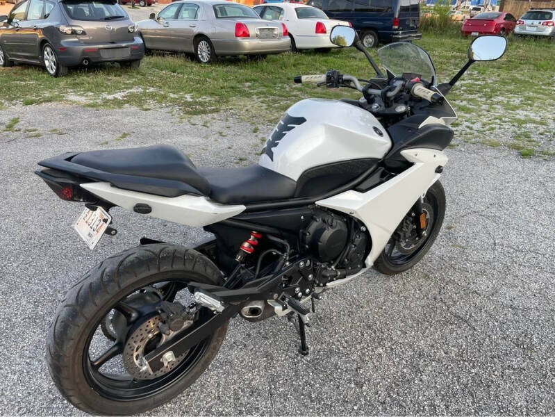 2009 Yamaha FZ6R