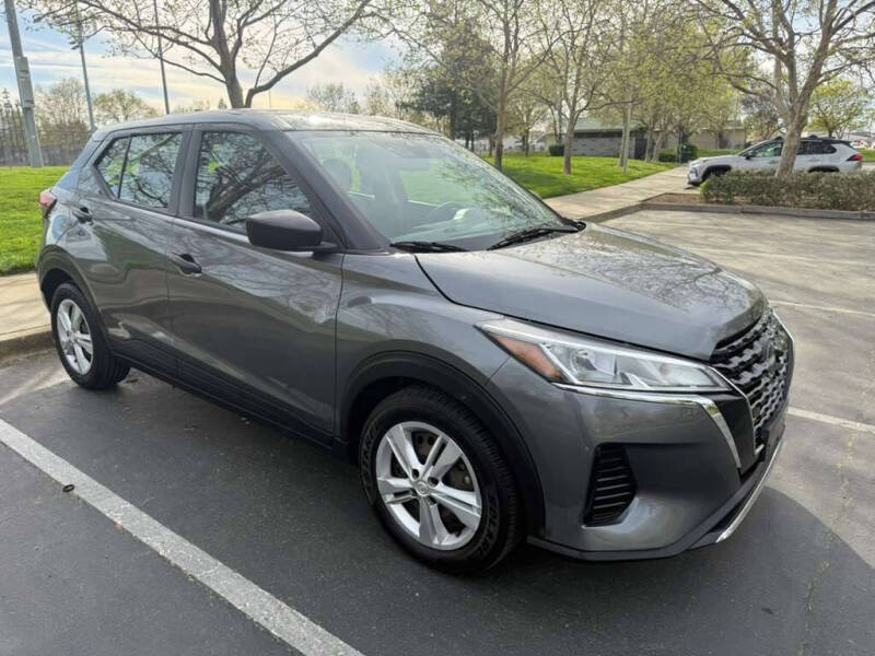 2023 Nissan Kicks S