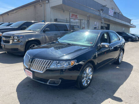 2012 Lincoln MKZ for sale at Six Brothers Mega Lot in Youngstown OH