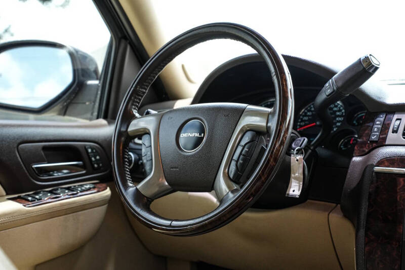 2013 GMC Yukon Denali