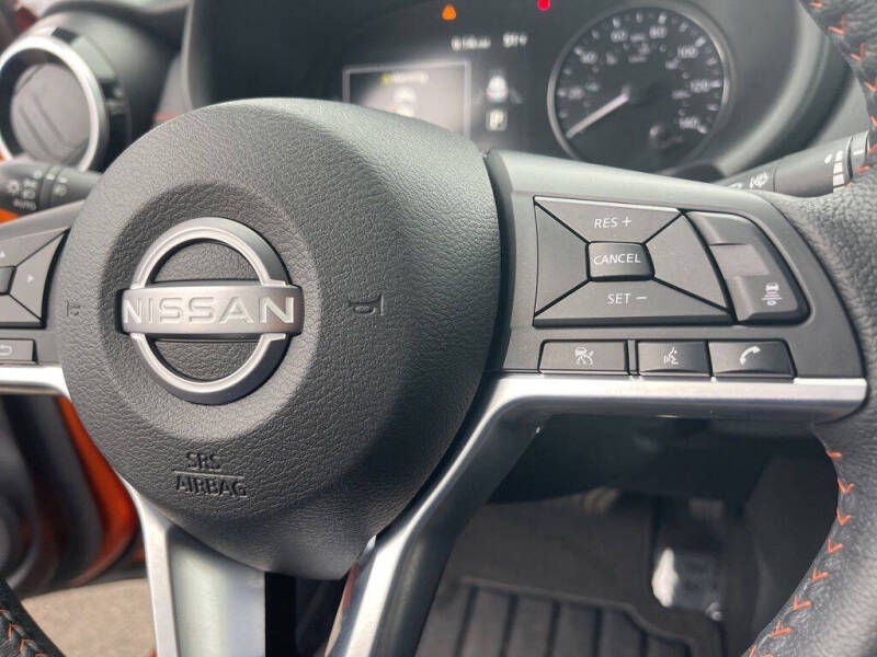 2024 Nissan Kicks SR