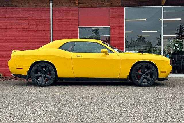 2010 Dodge Challenger SRT8
