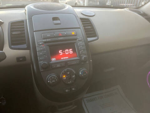 2012 Kia Soul +