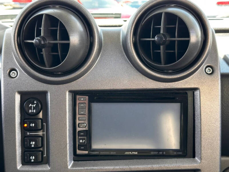 2004 HUMMER H2