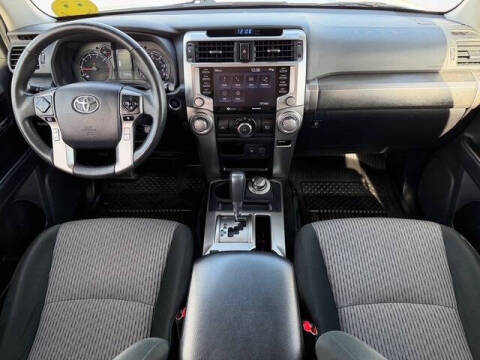 2022 Toyota 4Runner SR5