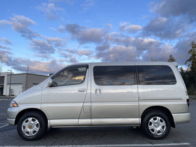1997 Toyota Granvia