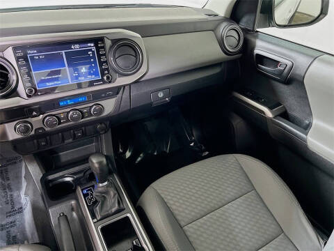 2022 Toyota Tacoma SR5 V6