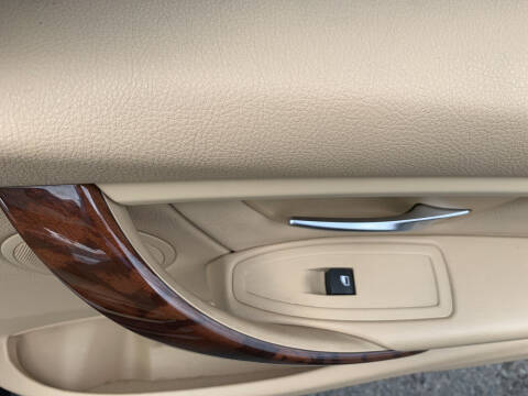 2013 BMW 3 Series 328i xDrive