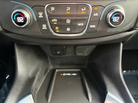 2023 Chevrolet Traverse LT