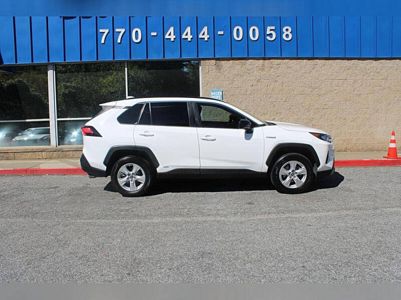 2021 Toyota RAV4 Hybrid LE