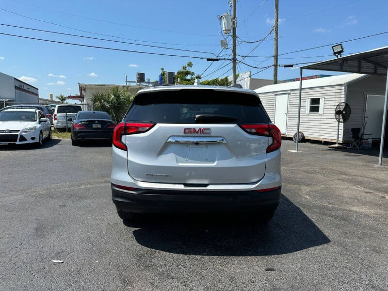 2021 GMC Terrain SLE