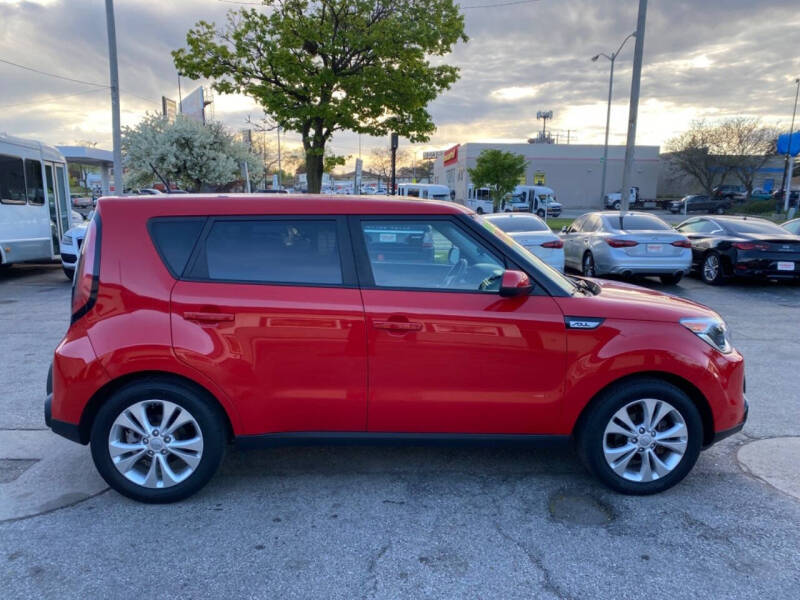 2016 Kia Soul +