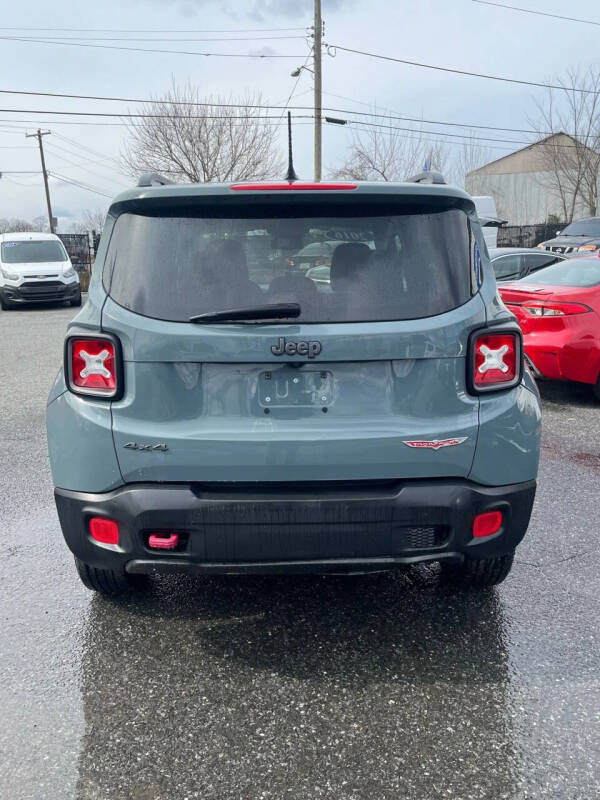 2016 Jeep Renegade Trailhawk
