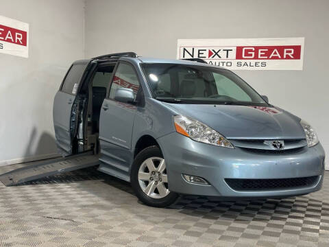 2010 Toyota Sienna XLE