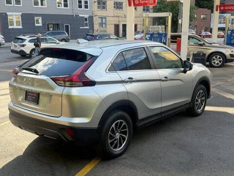 2022 Mitsubishi Eclipse Cross ES