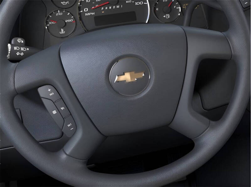 2025 Chevrolet Express LS 3500